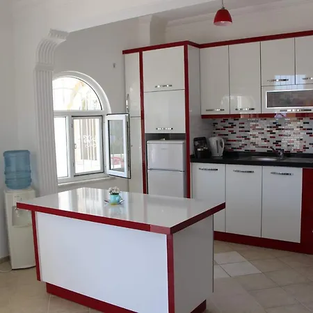 Villa Stunning 4-bed In Avsallar *